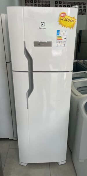 Geladeira Electrolux - 220v - Semi Nova