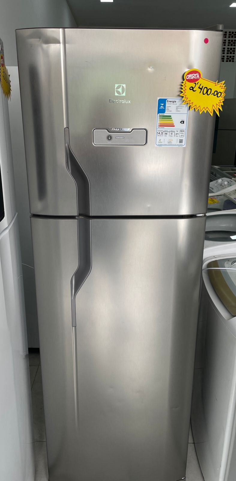 Geladeira Electrolux - 220v - Semi Nova